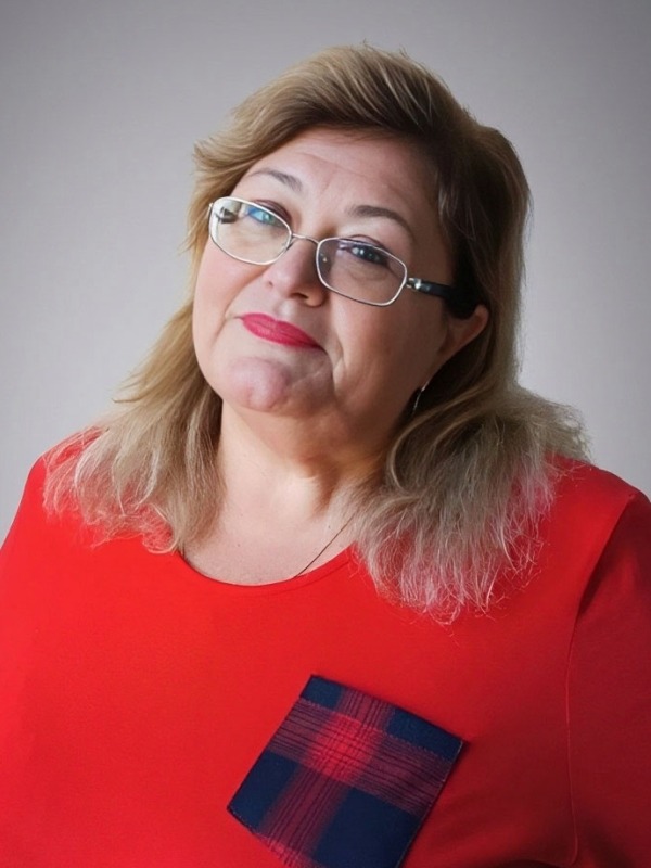 Топорова Наталия Викторовна.